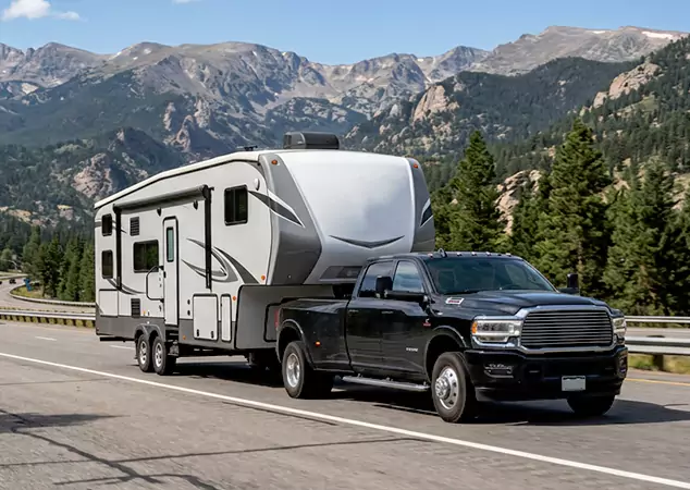 Why Choose Illinois Hauling Pros Over Other Recreational Vehicle Transport Companies in Illinois, IL?